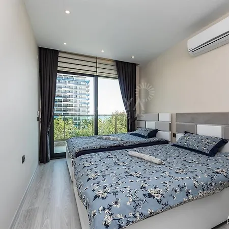 Seaside Tower-king's Apart-hotel
