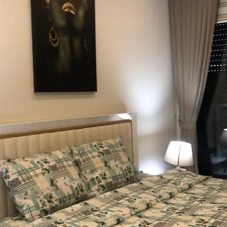 Seaside Tower-king's Apart-hotel