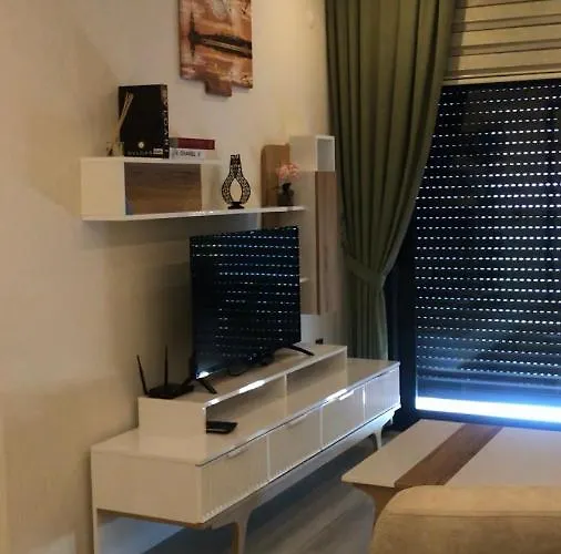 Seaside Tower-king's Aparthotel 4*