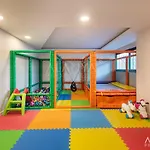 מלון דירות Seaside Tower-king's 4*