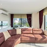 מלון דירות Seaside Tower-king's