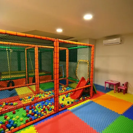 Seaside Tower-king's Mahmutlar